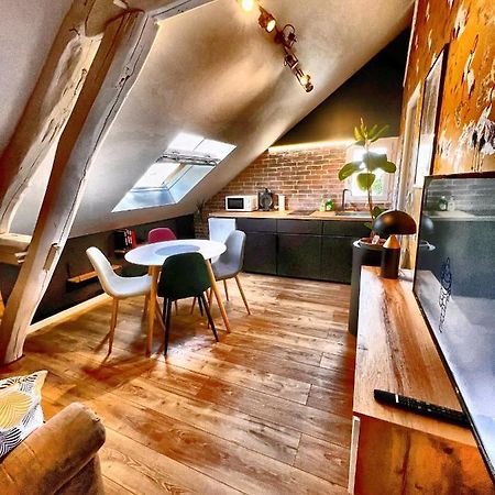 Appartement T2 Quartier Calme / Parking Gratuit Saint-Julien-les-Villas Zewnętrze zdjęcie